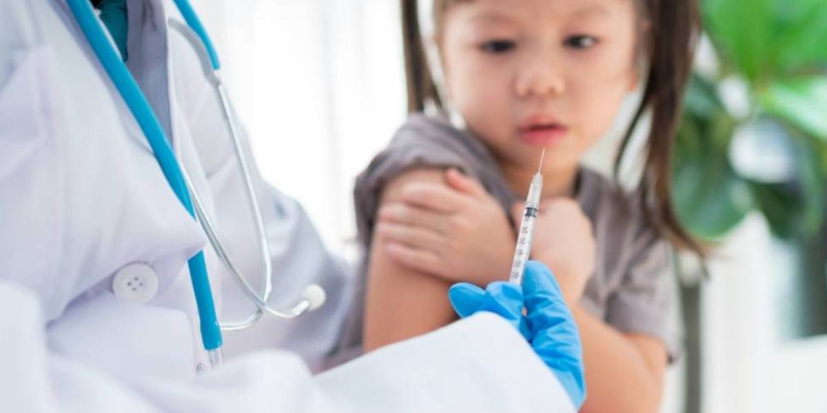 Jadwal Imunisasi Anak Banyak Terlewat Saat Pandemi? Segera Lengkapi ya, Bunda