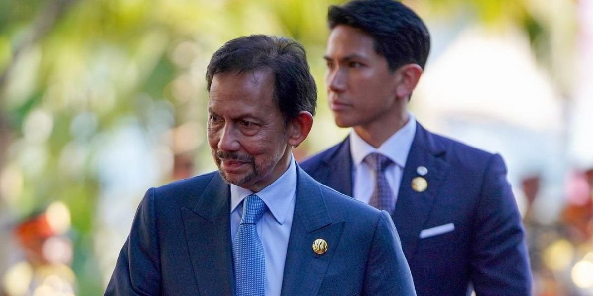 Pesona Pangeran Abdul Mateen Saat Dampingi Sultan Brunei Darussalam Hadiri KTT ke-42 ASEAN 2023 Kembali Curi Perhatian