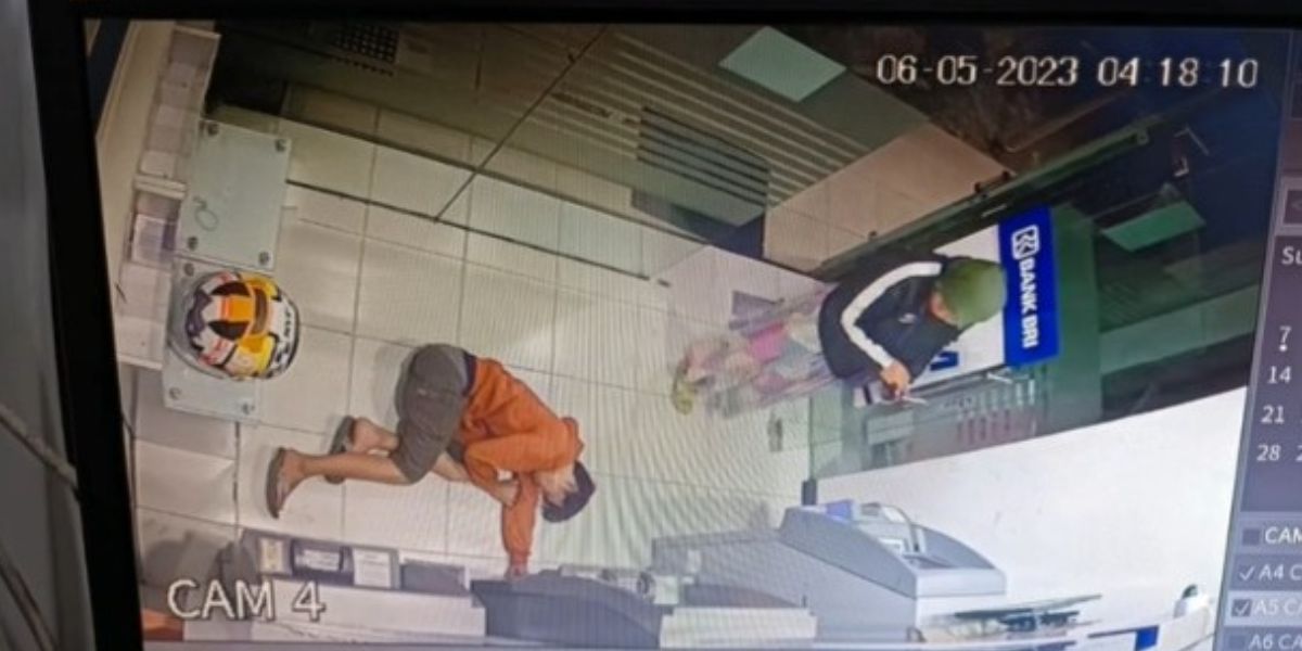 Pemuda Mau Transfer Uang Tiba-Tiba Ngantuk dan Tidur di Ruang ATM Hingga Pagi, Pas Bangun Motornya Sudah Raib