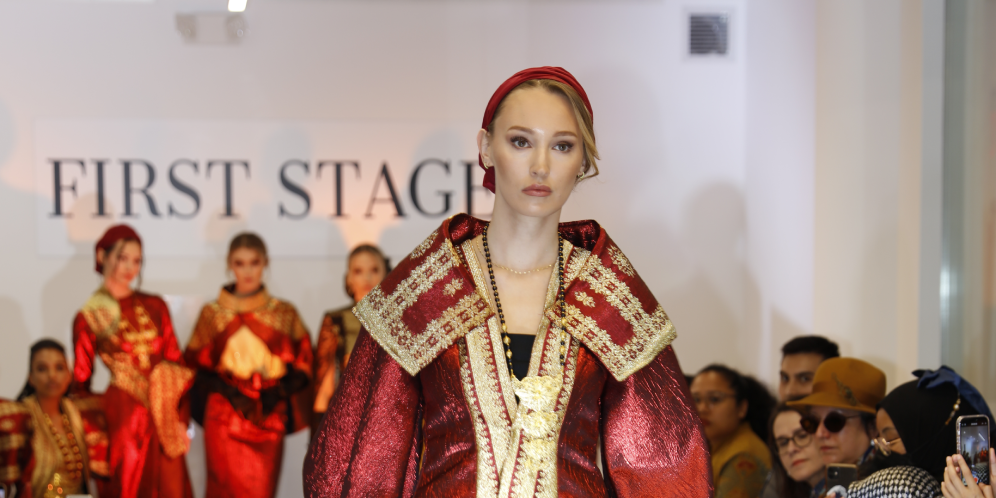 Tengok Koleksi 10 Desainer Indonesia di Fashion Show First Stage