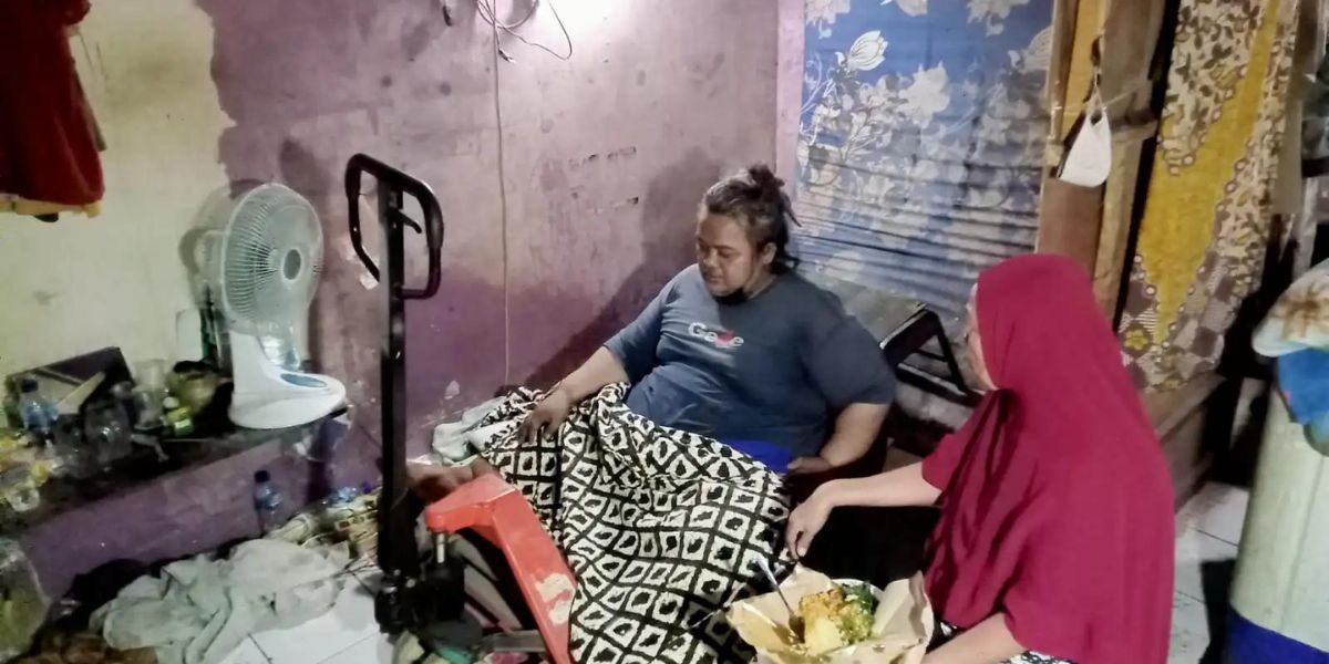 Kisah Cipto, Pria Berbobot 200 Kg di Tangerang Sudah 8 Tahun Obesitas Kini Tak Bisa Berjalan