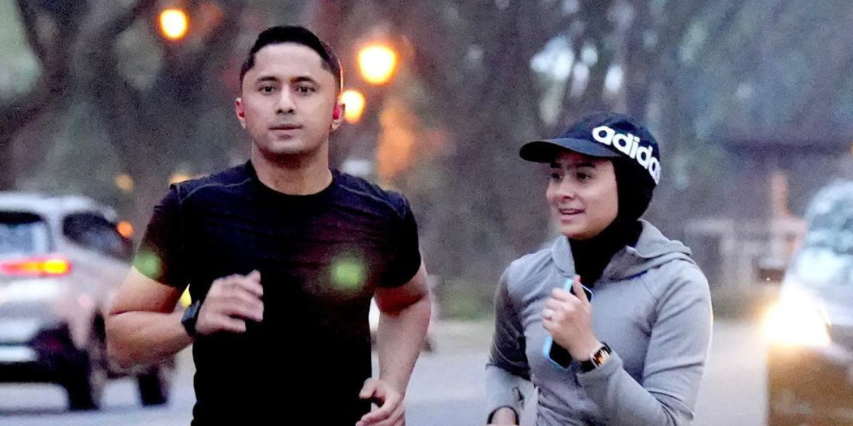 Unggahan Kocak Hengky Kurniawan Niat Olahraga Bareng Berakhir Jogging Sambil Dengar Curhat Istri: `Kapan Kurusnya Kalo Gini`