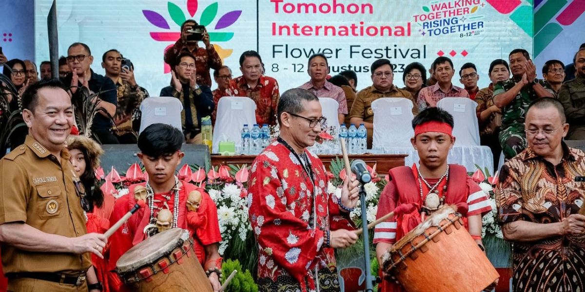 Punya Ciri Khas Unik, Menparekraf Dorong Festival Bunga Tomohon 2023 Go Internasional