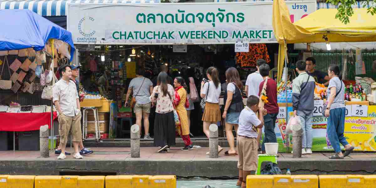 Deretan Tempat Surga Belanja Fashion di Bangkok, Jangan Sampai Gak Kesini