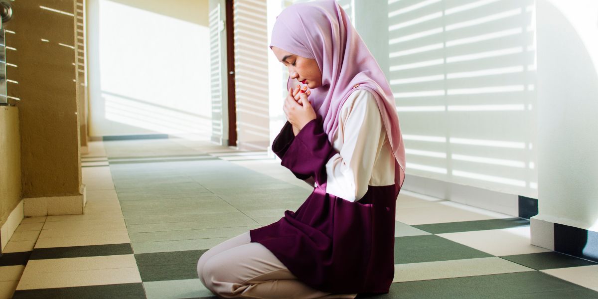 Cerita Wanita Masuk Islam Berawal dari Kepoin Hijab, Sempat Ditentang Kini Keluarga Ikut Mualaf