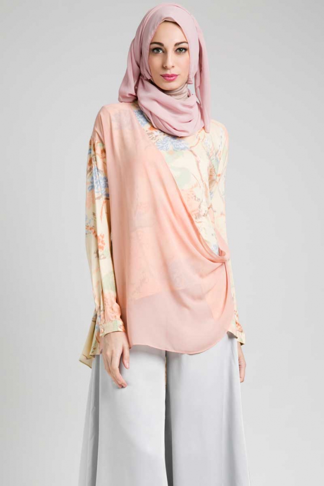 Hijab Floral Pastel Percantik Hijabers - Foto 2  Dream.co.id
