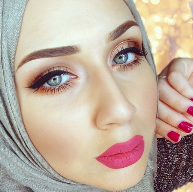  Gaya  Hijab Keren  Fashionista New York Foto 6 Dream co id