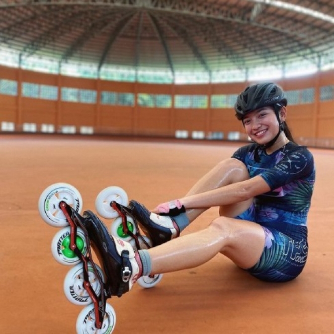 Cantiknya Atlet Sepatu Roda Papu, Dhinda Salsabila yang Miliki Segudang Prestasi