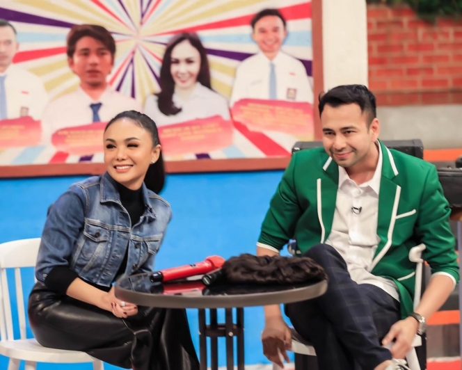 Momen Raffi Ahmad dan Yuni Shara Dipertemukan di Acara TV, Ekspresi Grogi Raffi Ahmad Keliatan Banget!