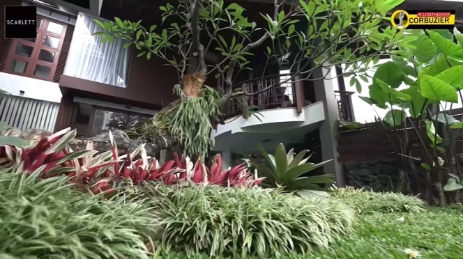 8 Potret Rumah Deddy Corbuzier yang Jarang Tersorot, Semi Terbuka Bak Hotel Mewah di Bali