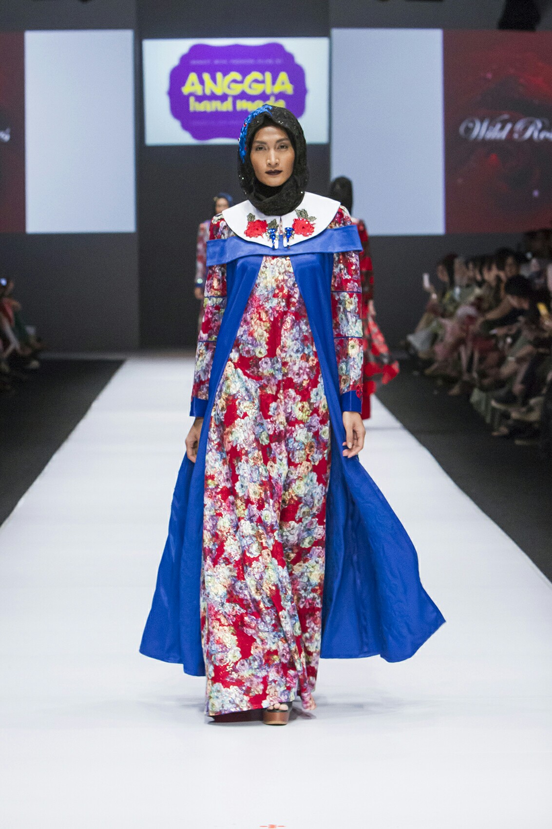 Busana Hijab Mewah Nan Elegan Anggia Mawardi Dreamcoid