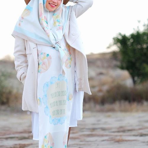 Ghaida Tsurayya: Tampil Syari dengan Nuansa Pastel  Hijab 