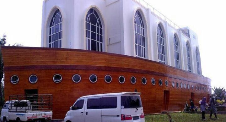 Masjid 'Kapal Nabi Nuh', Obyek Wisata Baru di Semarang 