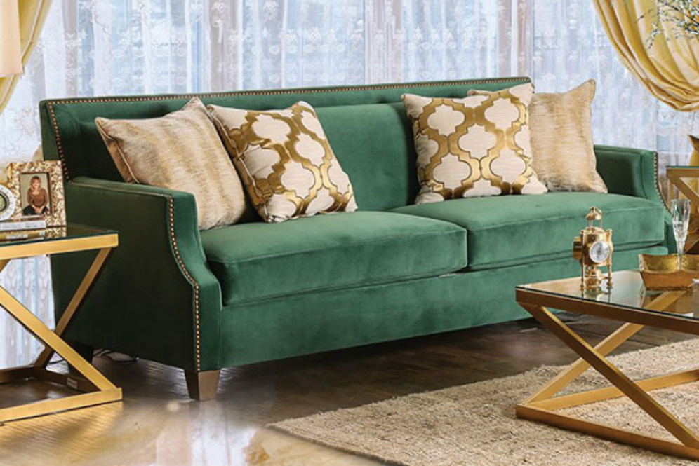 Ruangan Lebih Mewah dengan Sofa Hijau  Emerald Parenting 