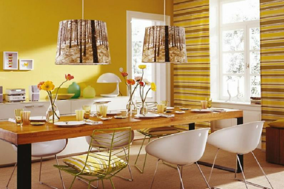 Горчичная столовая. Желтый цвет в интерьере. Желтые стены на кухне. Интерьер в желтых тонах. Горчичный цвет в интерьере кухни.
