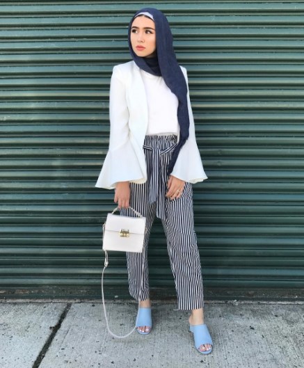 Pilihan Celana  Garis  yang Cocok untuk Hijabers Dream co id