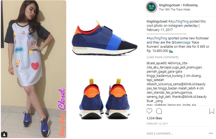  sepatu Ayu Ting Ting