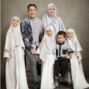   Selamat! Istri Irfan Hakim Hamil Anak ke-5