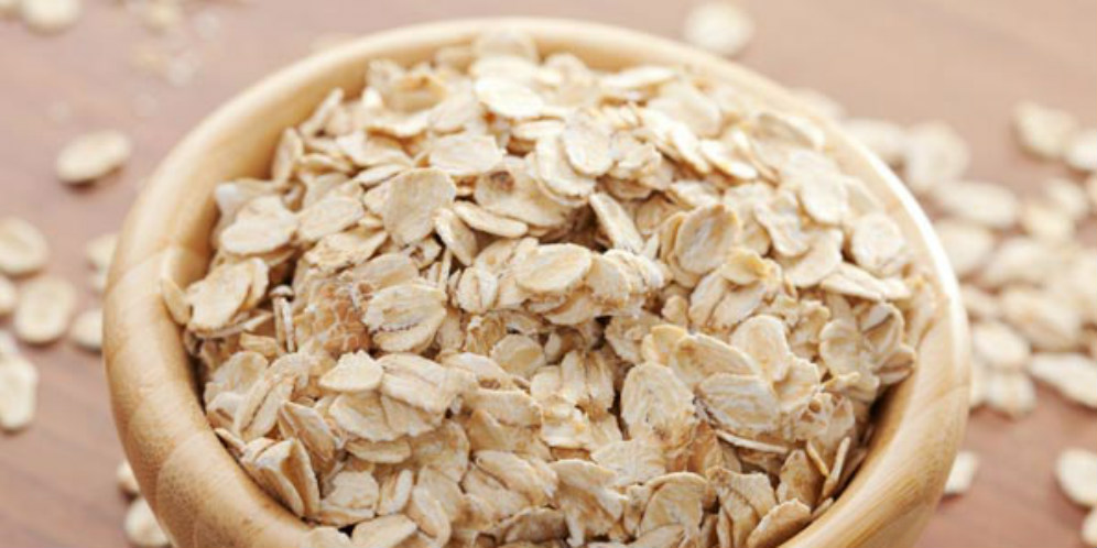 Secret of Oatmeal, Helps Brighten the Face