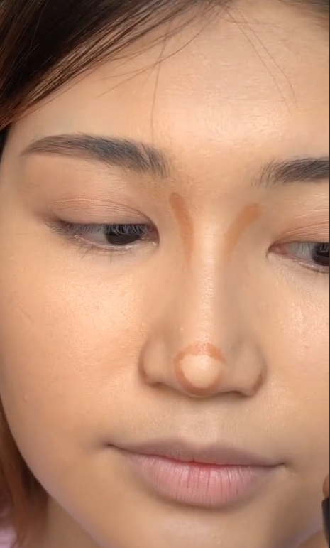 Tutorial Membuat Hidung Mancung Menggunakan Contour Stick 5515