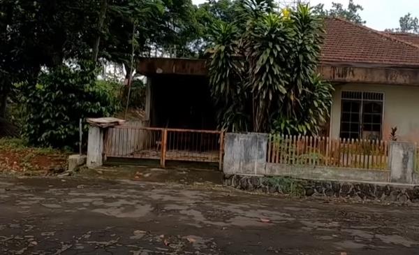 Potret Kompleks Perumahan Elite Tahun 70 An Terbengkalai Dan Konon Ada Suara Misterius 7155