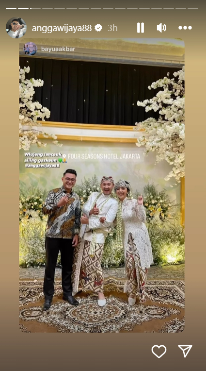 Portrait of Angga Wijaya and his wife Anna's wedding