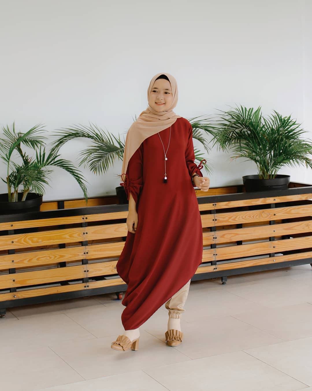 Intip Inspirasi Gaya Hijab Simpel Dan Manis Ala Nissa Sabyan