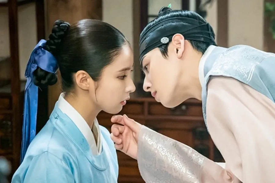 ROOKIE HISTORIAN GOO HAE RYUNG