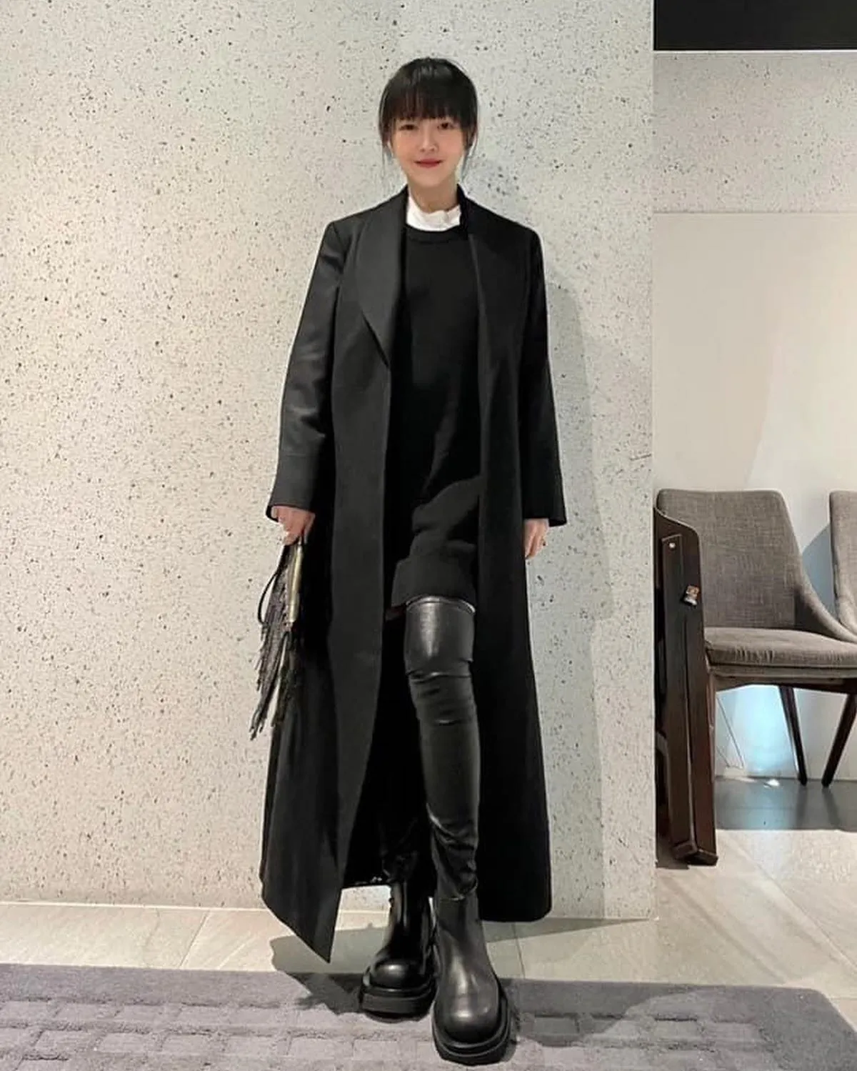 Tak tinggal diam, Wang Xiaofei yang hadir di pengadilan pada Maret 2024 justru menuding Barbie Hsu membeberkan datanya terlebih dahulu di media sosial.