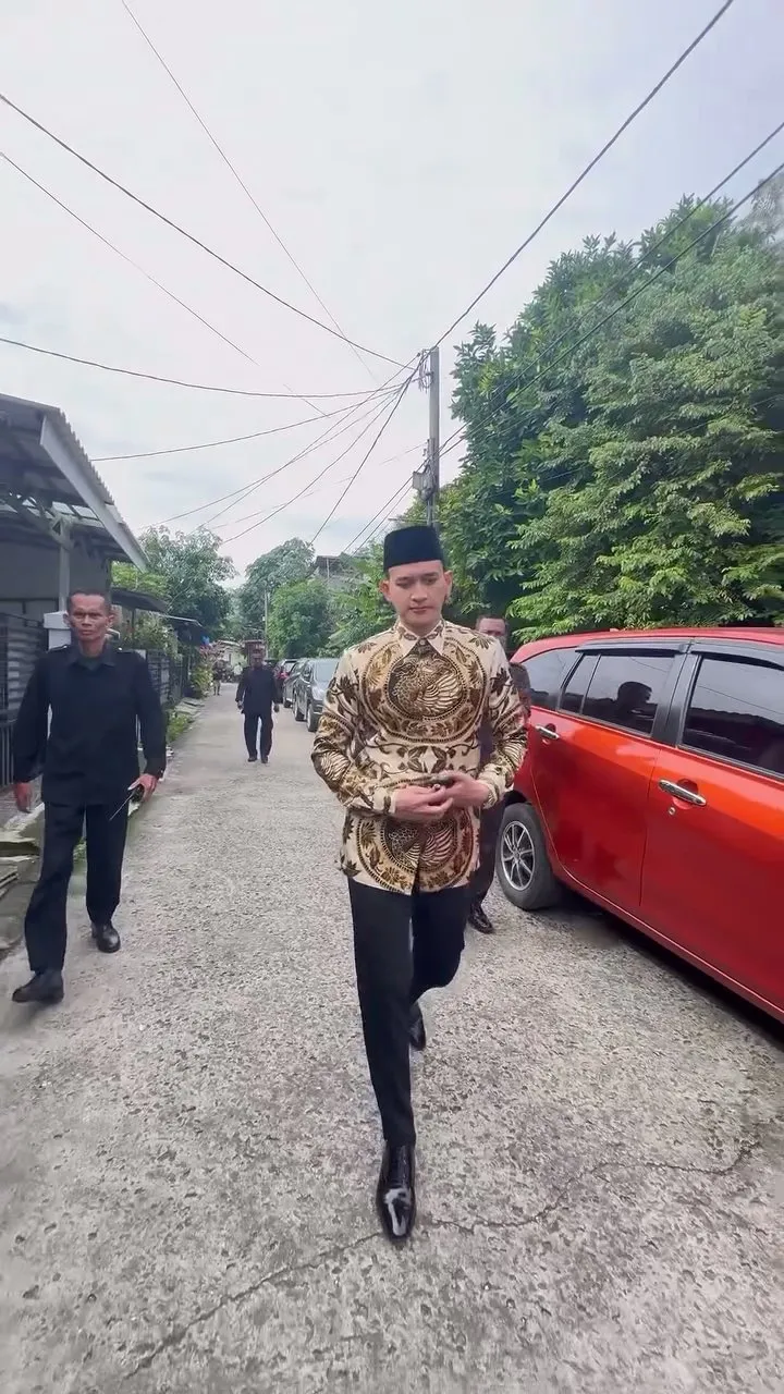 Disebut Auranya Seperti Pejabat