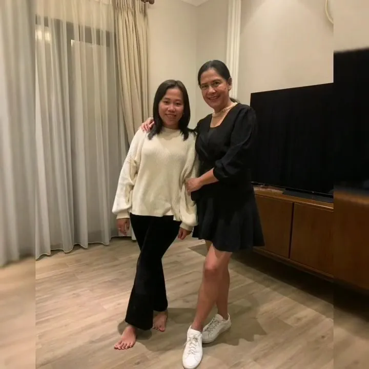 Penuh Kehangatan Saat Bersama