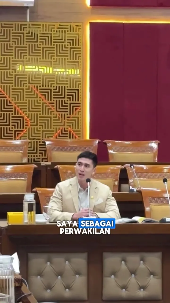 Beri Pendapat Tentang Pekerja Kreatif