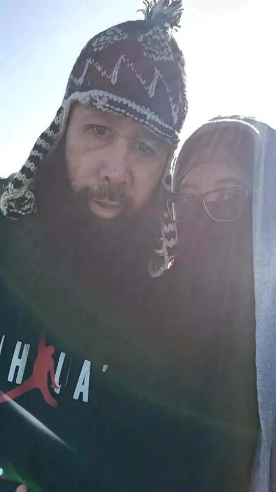 Selalu Dampingi Suami Beraktivitas