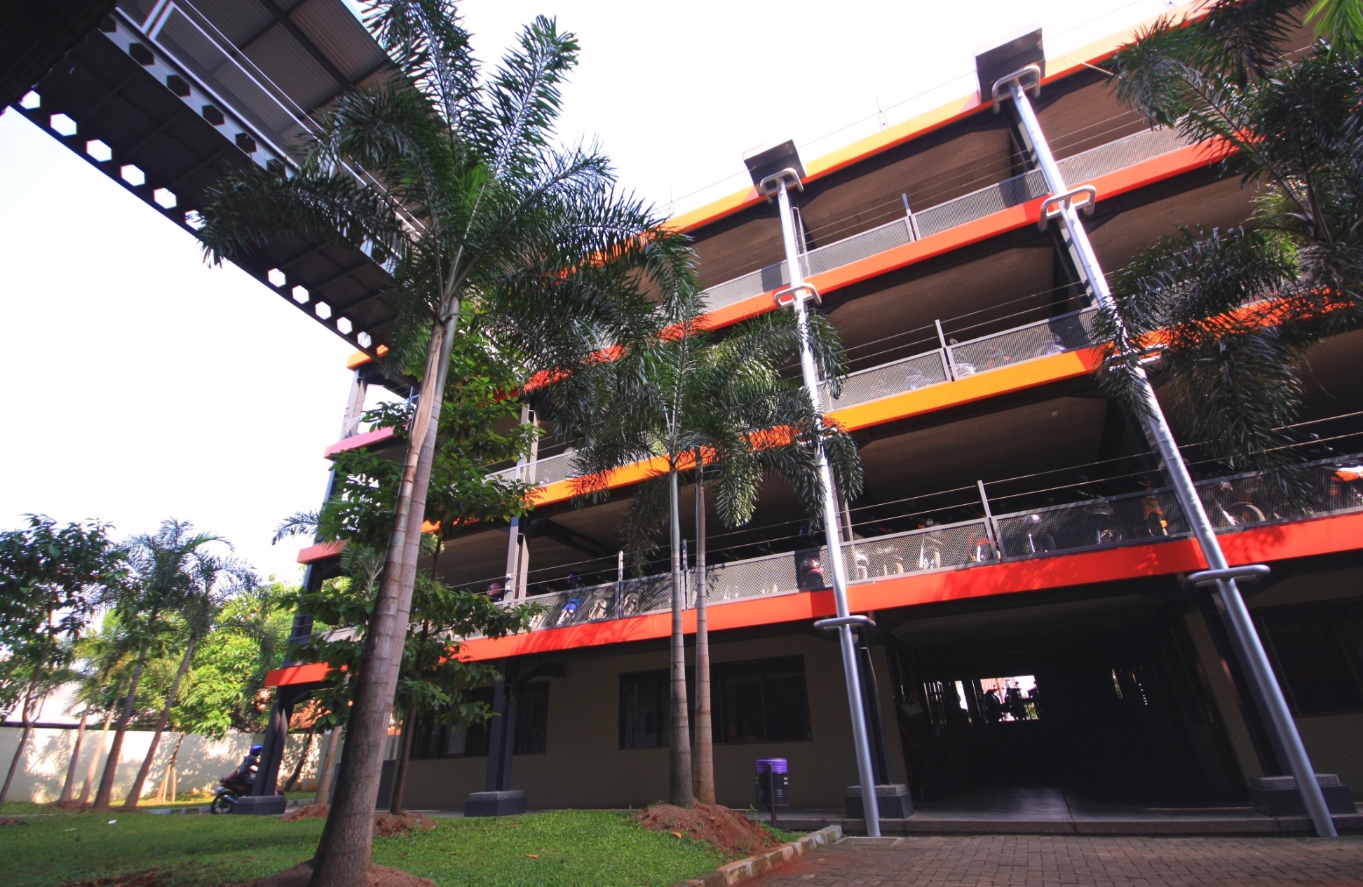 Image result for kampus e gunadarma