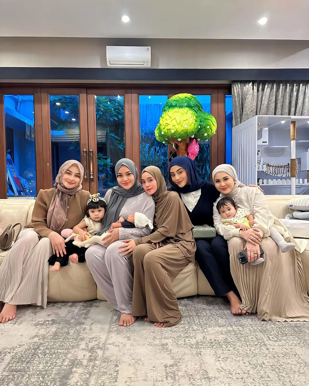 Auranya Positive Vibes Semua