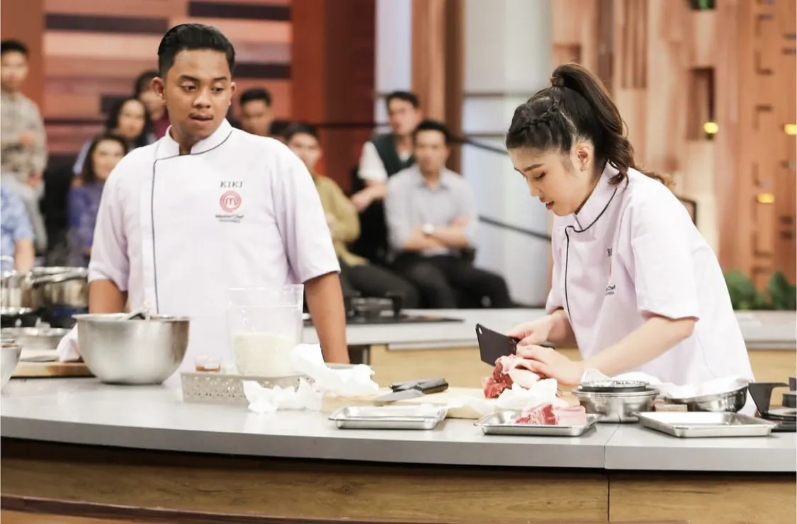 Kiki Sering Menghidangkan Masakan Khas Indonesia