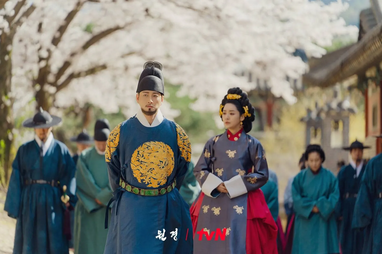 THE QUEEN WHO CROWNS (2025)