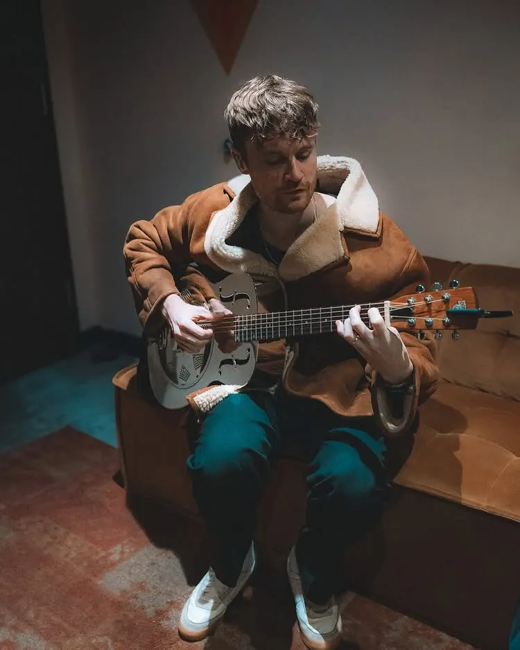 Makna Perasaan Gugup dalam Jatuh Cinta