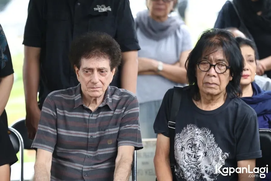 Doa Ahmad Albar Untuk Donny