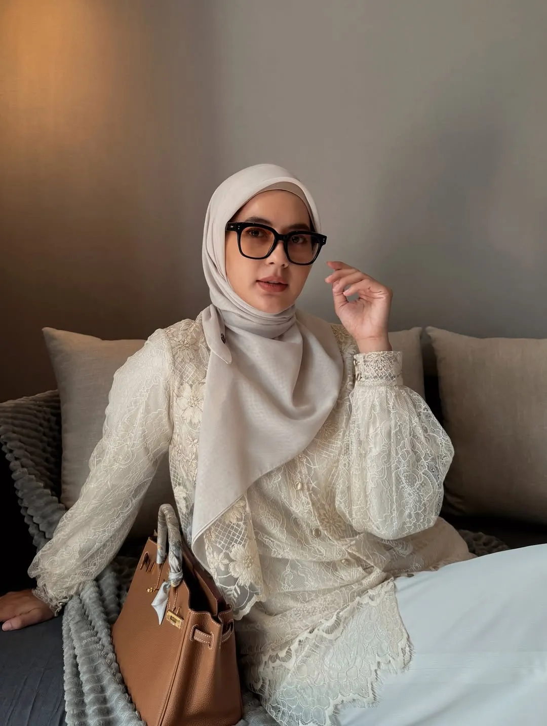 Make Up Natural Menambah Aura Kecantikan