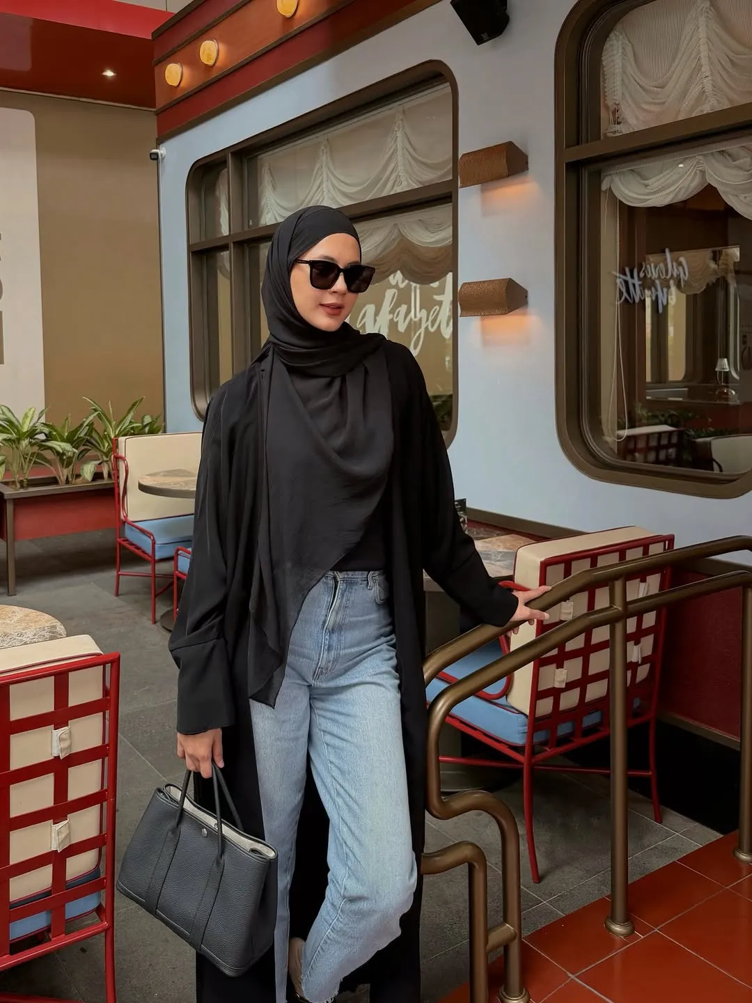 Fashion Minimalis Namun Standout