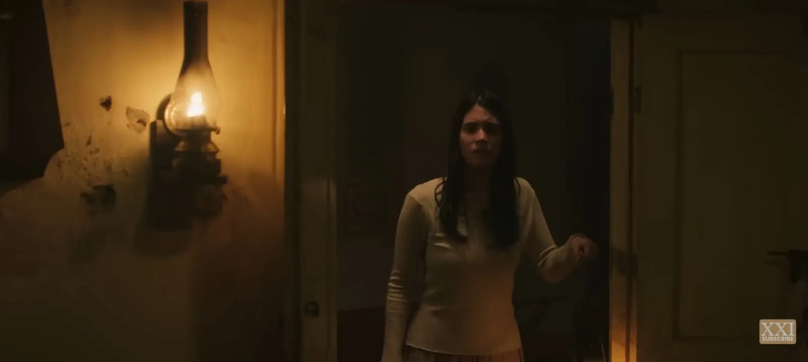 Detail Film WARUNG POCONG