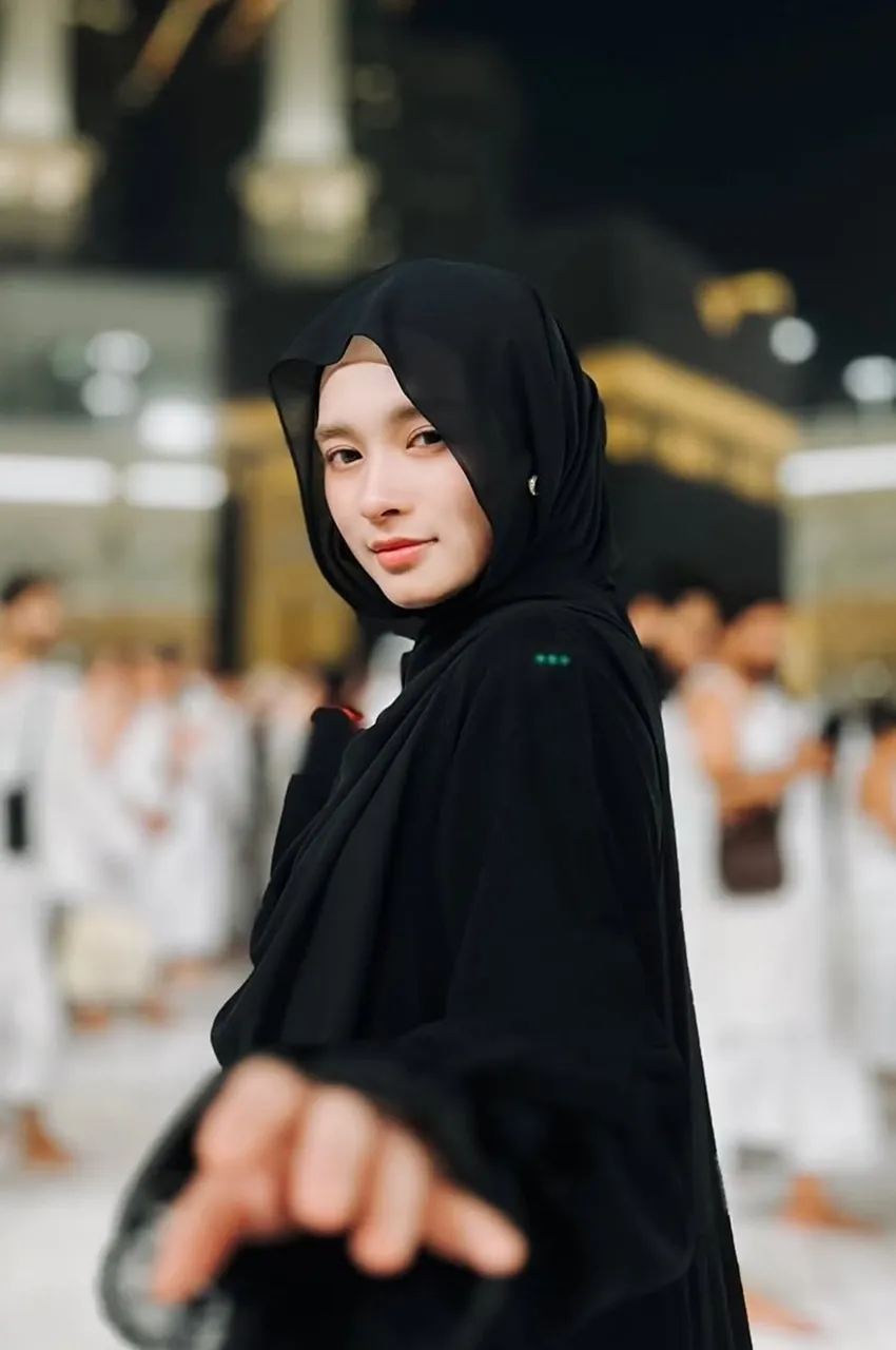 Tetap Berpegang Teguh pada Agama