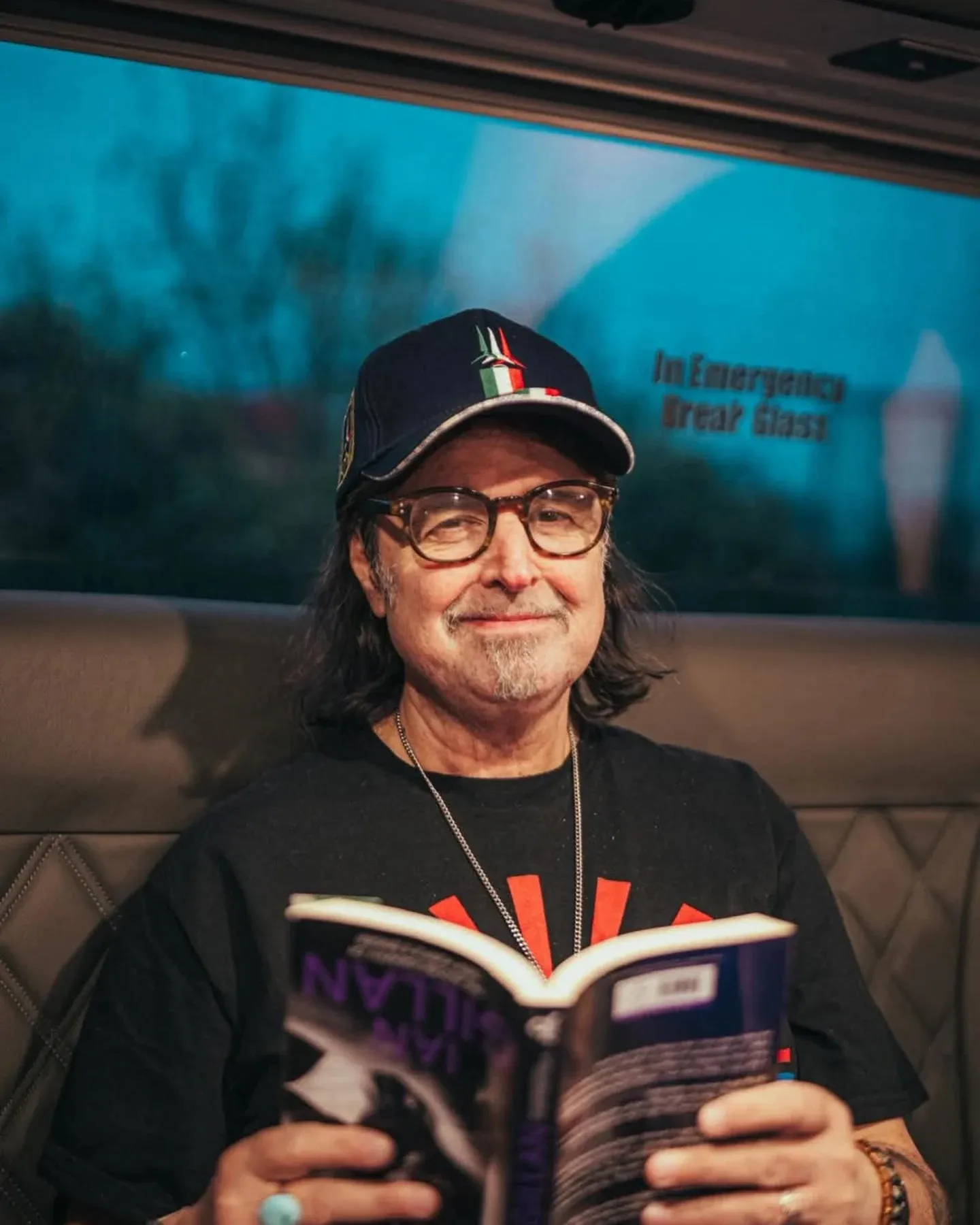 Penghormatan dari Dunia Musik