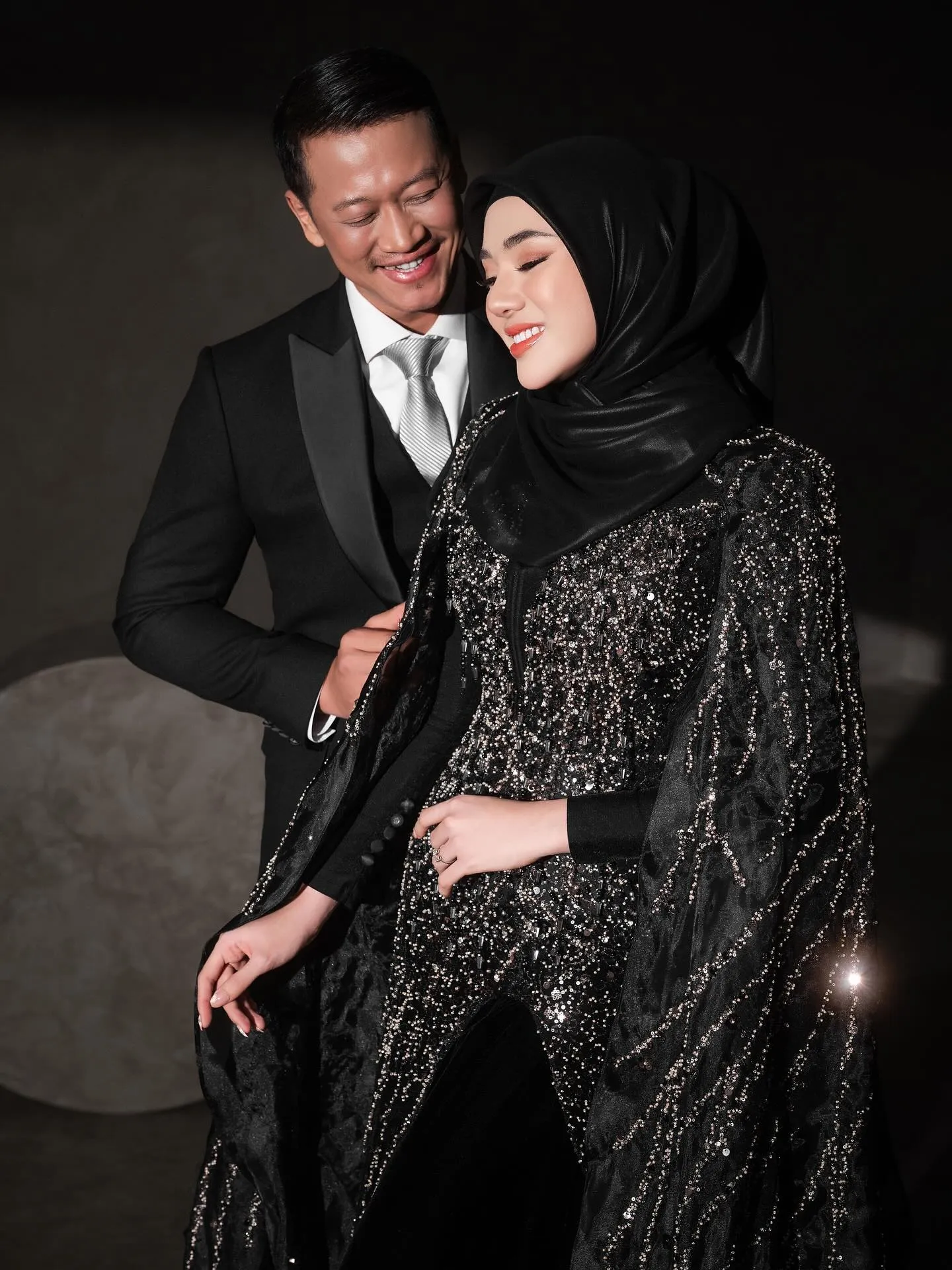 Perjalanan Cinta Clara Shinta & Suami