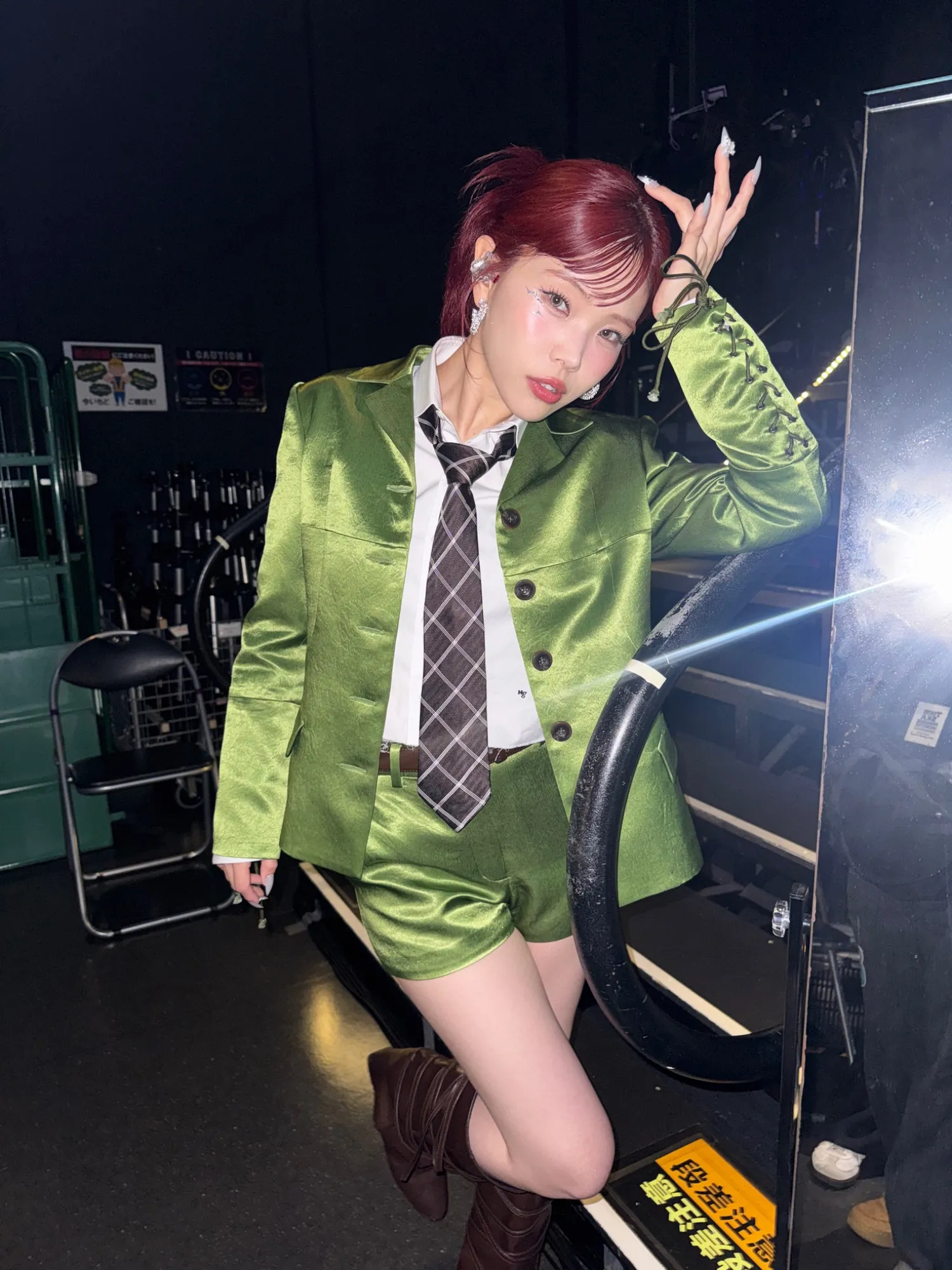 Opening 'Luminous' Dibawakan Aina The End, Penuh Energi dan Emosi