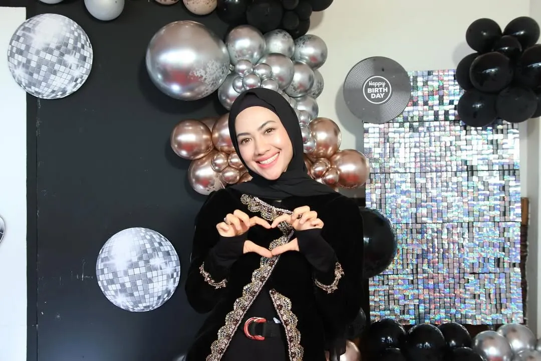 Aktivitas Media Sosial dan Rumor Pindah Agama