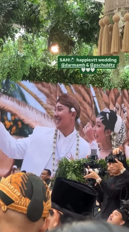 Puteri Modiyanti Hadiri Akad Nikah Darma - Patricia