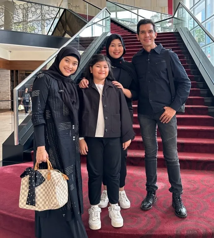 Dekat dengan Keluarga