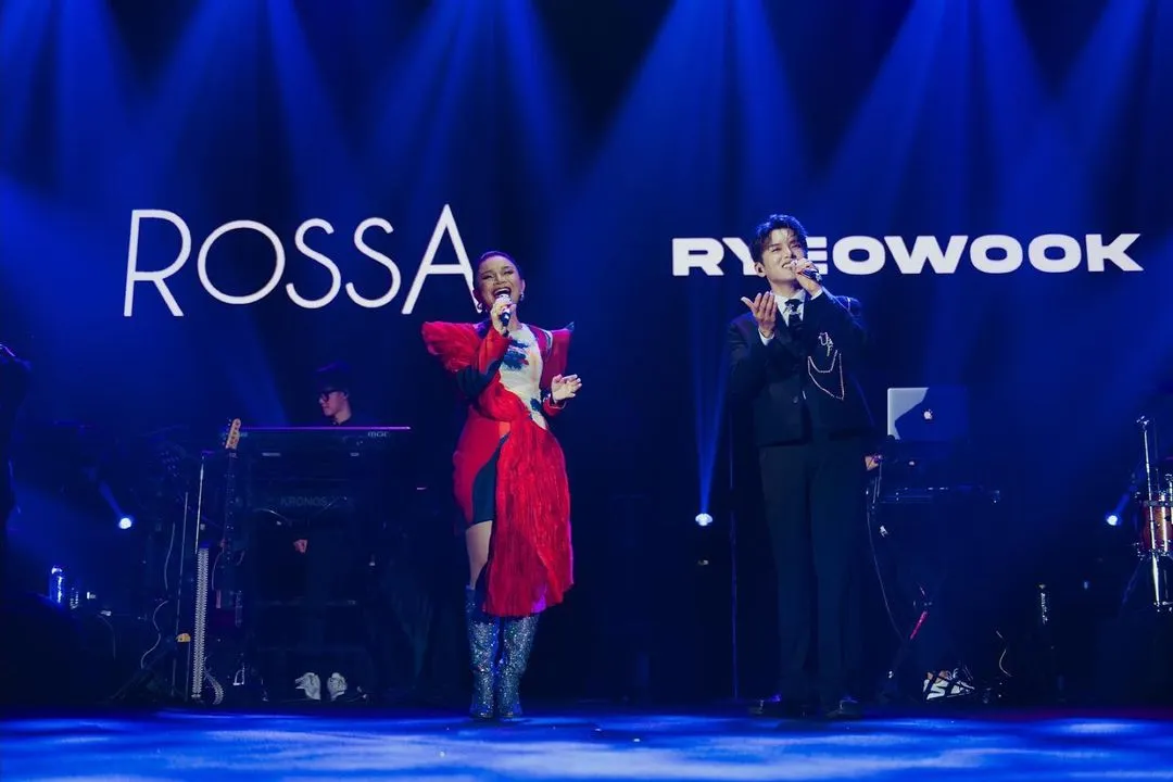 Ryeowook SUPER JUNIOR Bawa Kejutan di Konser Rossa